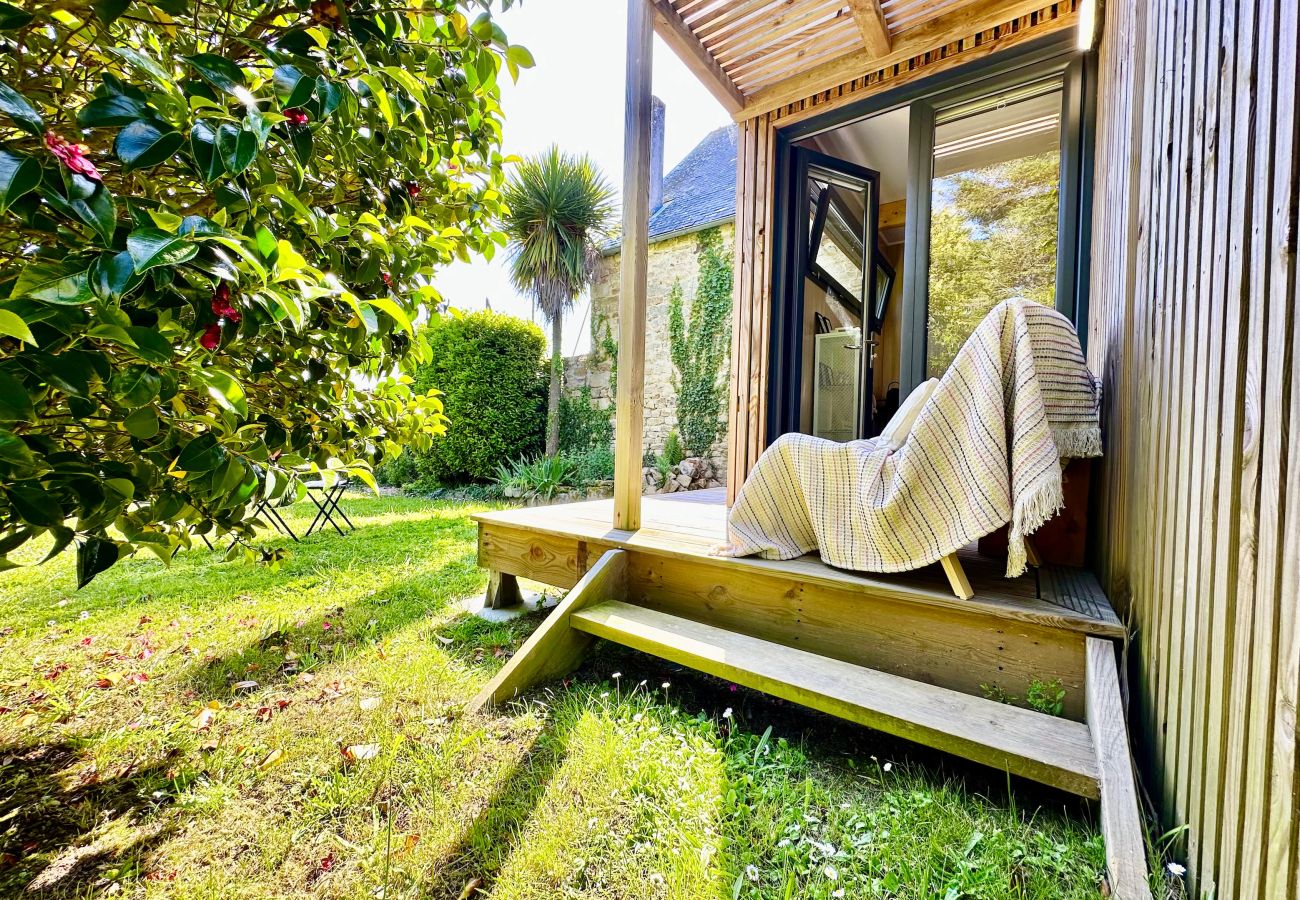 Studio à Combrit - *La Lodge de Kerfoz* jolie maisonnette avec jardin