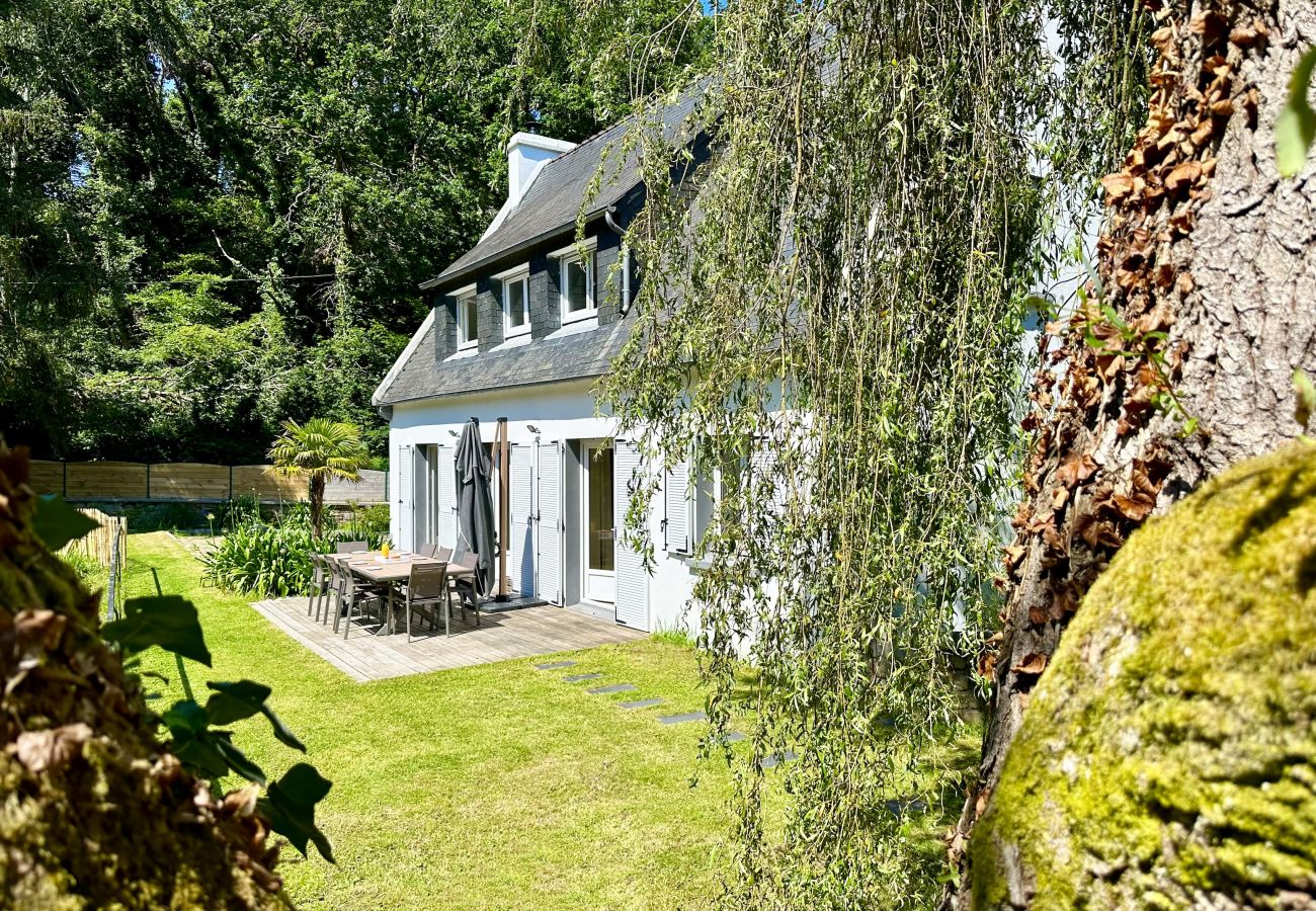 Maison à Guilers - *Ker Lenn* au bord d'un étang, jolie propriété