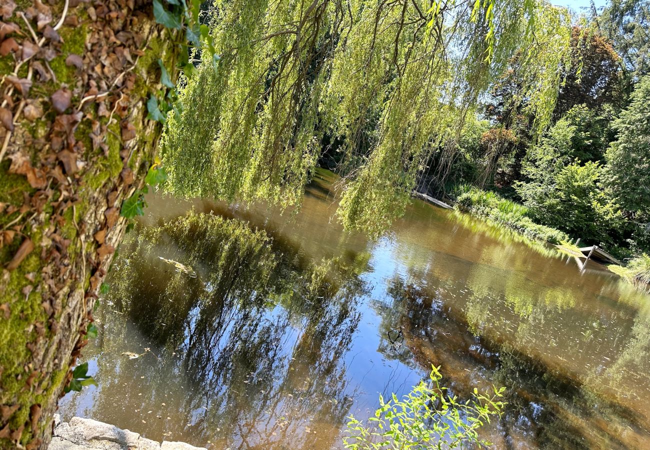 Maison à Guilers - *Ker Lenn* au bord d'un étang, jolie propriété