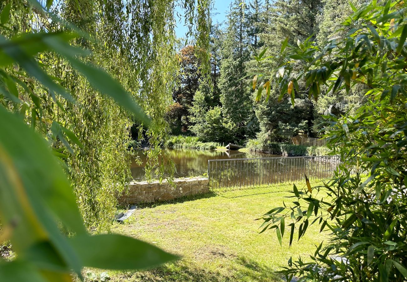 Maison à Guilers - *Ker Lenn* au bord d'un étang, jolie propriété