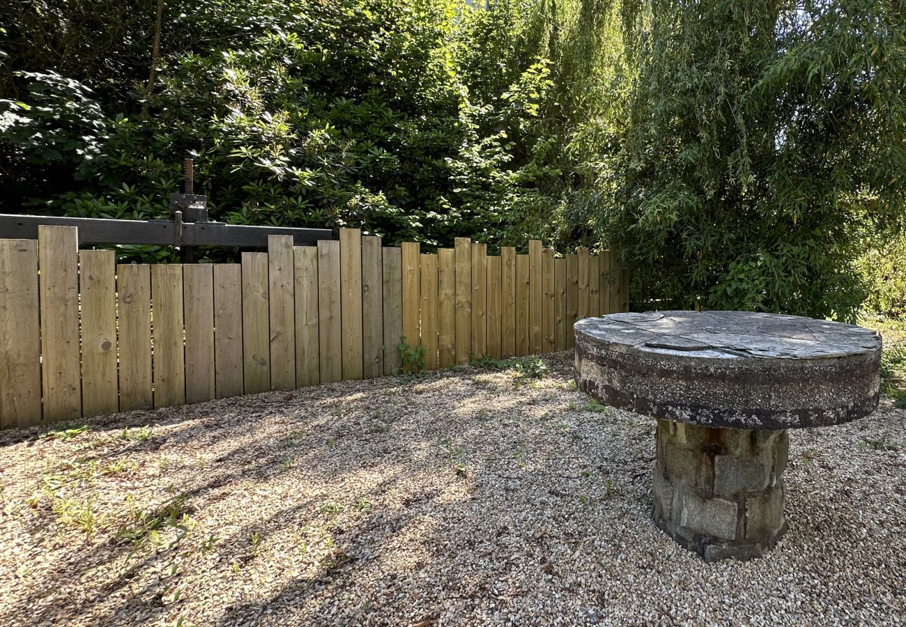 Maison à Guilers - *Ker Lenn* au bord d'un étang, jolie propriété