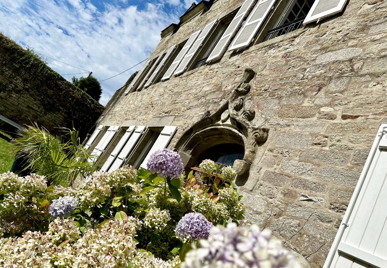 Villa à Pluguffan - *Keriner* manoir 10 pièces avec parc arboré